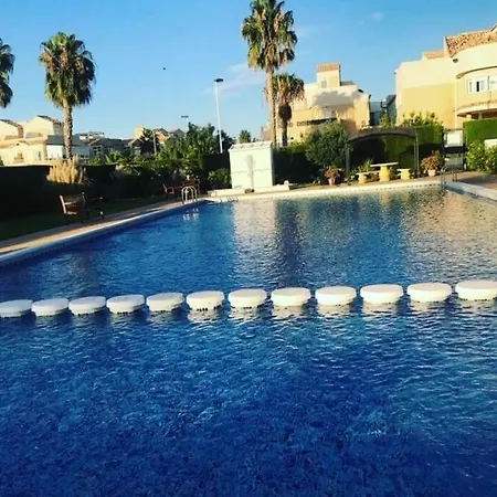 Apartamento Relaxing Lakeside With Swimming Pool *